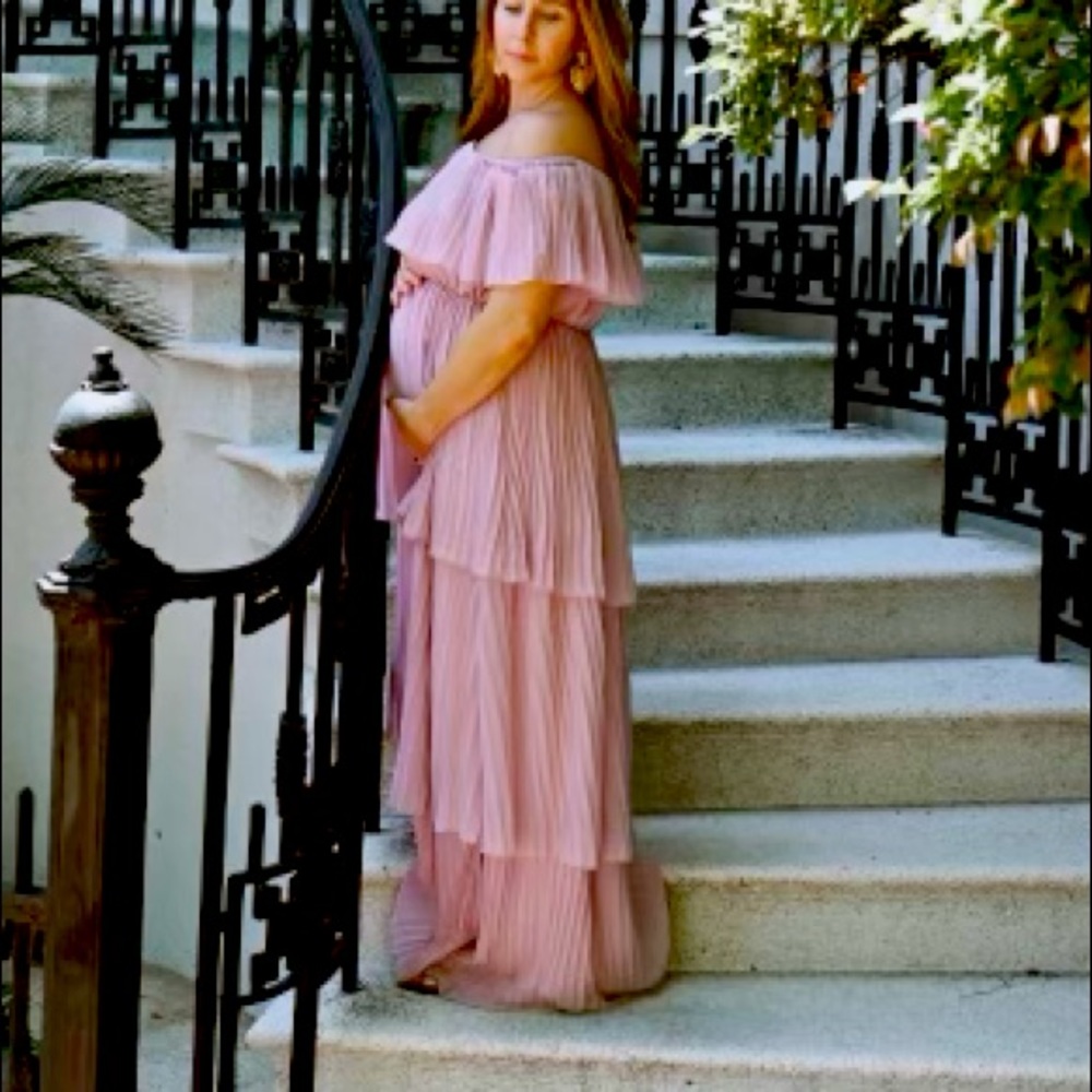 Maternity dress - perfect for maternity pictures or baby shower